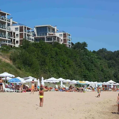 On The Seaside Апартамент