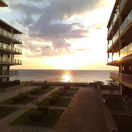 Apartment On The Seaside *